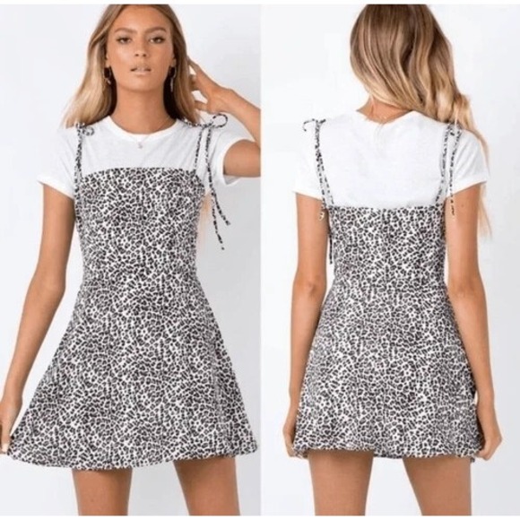 Princess Polly Dresses & Skirts - Princess Polly Leopard‎ Tie Straps Skater Mini Dress - Size 6